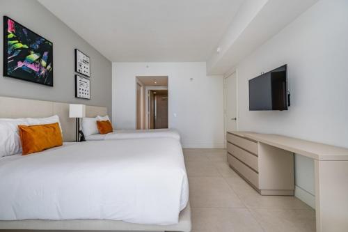 Hyde Beach Luxury Condo Resort apts - photo 29