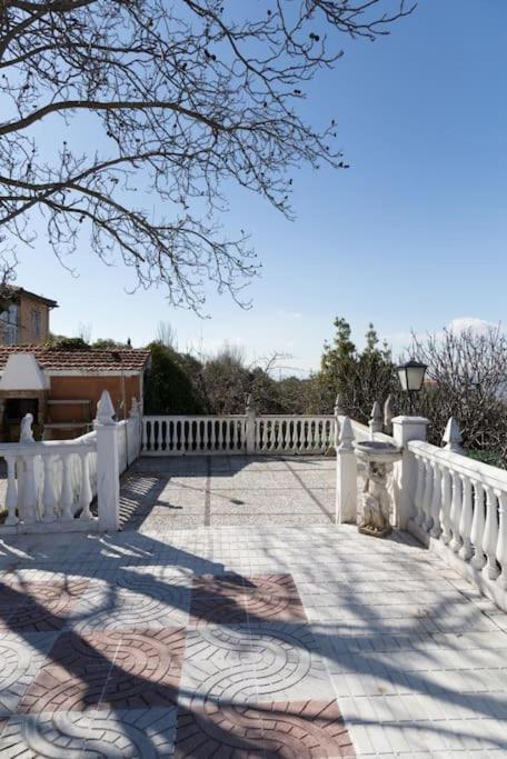 Casa Rural En Parque Natural Con Chimenea Piscina Y Barbacoa En Viznar — 4-Star Luxury Hotel in Viznar, Spain