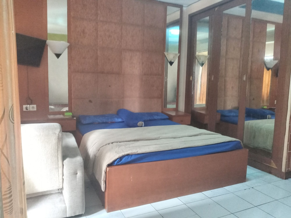 Apartemen Paragon Village by KITA in Curug, Indonesia