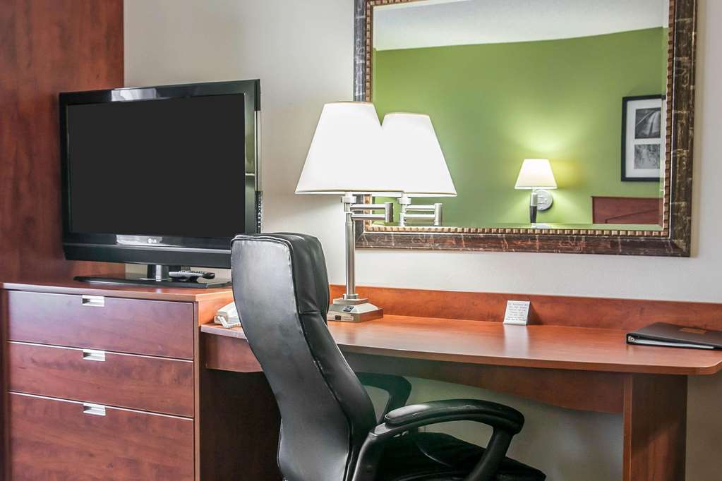 Sleep Inn & Suites Conference Center and Water Park - photo 8