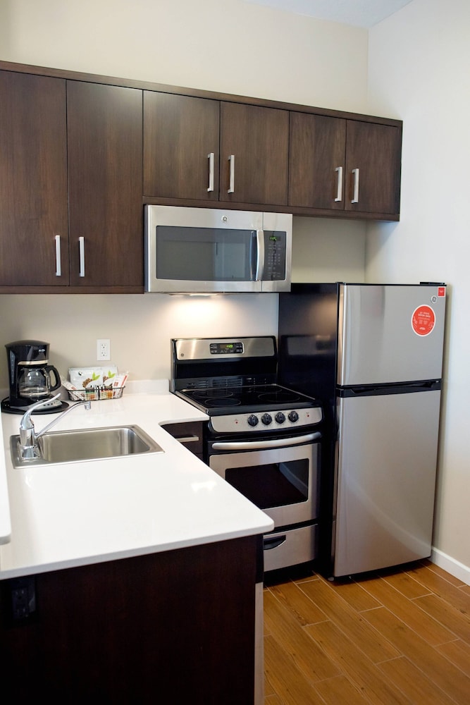TownePlace Suites by Marriott Ames - photo 18