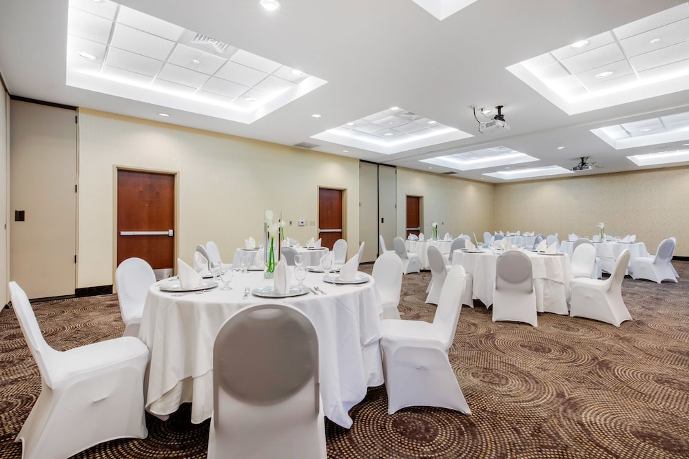 Holiday Inn Southaven Central Memphis by IHG - photo 63