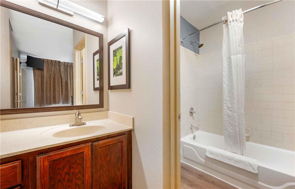 Extended Stay America Suites Indianapolis Airport W Southern - photo 43