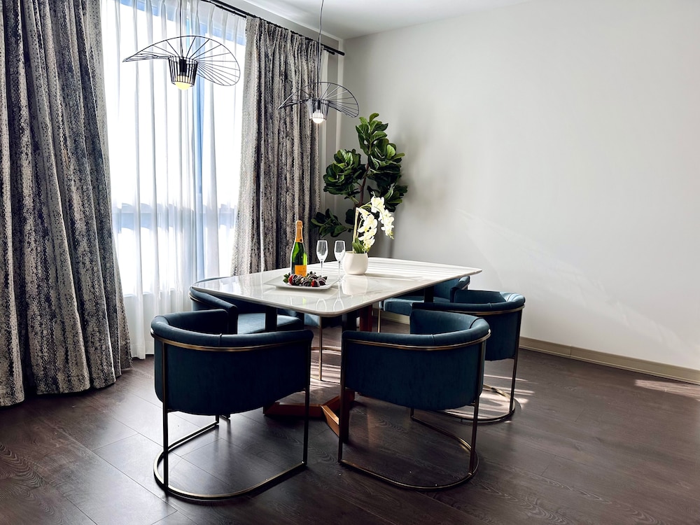 Chez Hotel Arlington Heights - photo 45