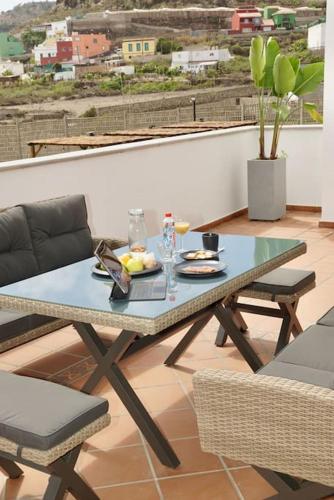 Los Adejo - carbon neutral hotel in Moya