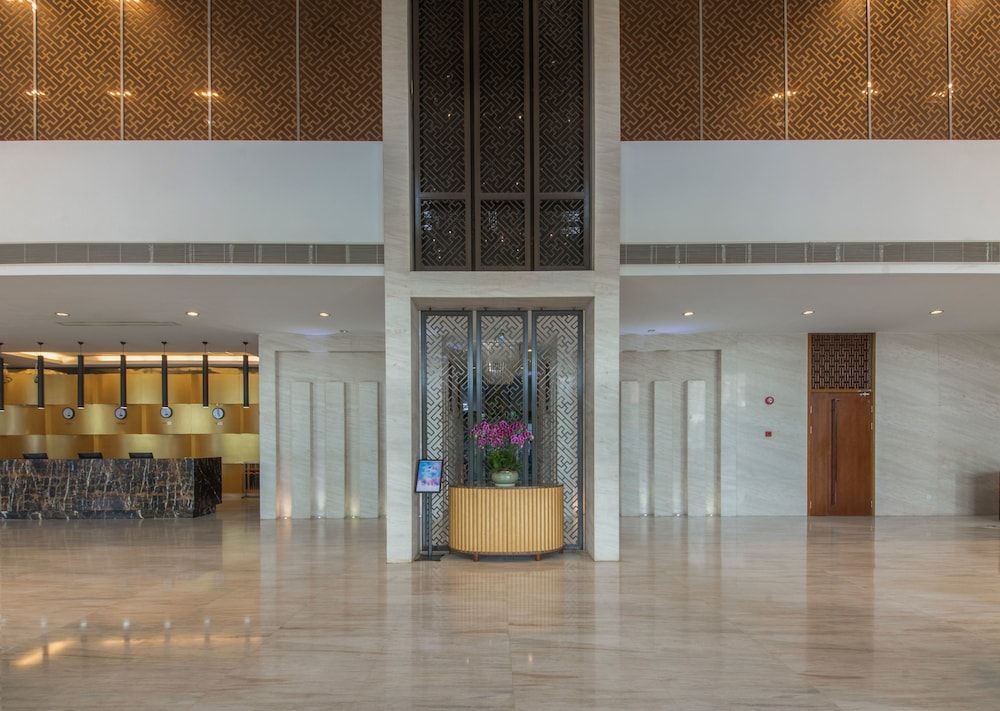 New Century Manju Pudong Airport Hotel — 4-Star Luxury Hotel in Shanghai, People's Republic of China
