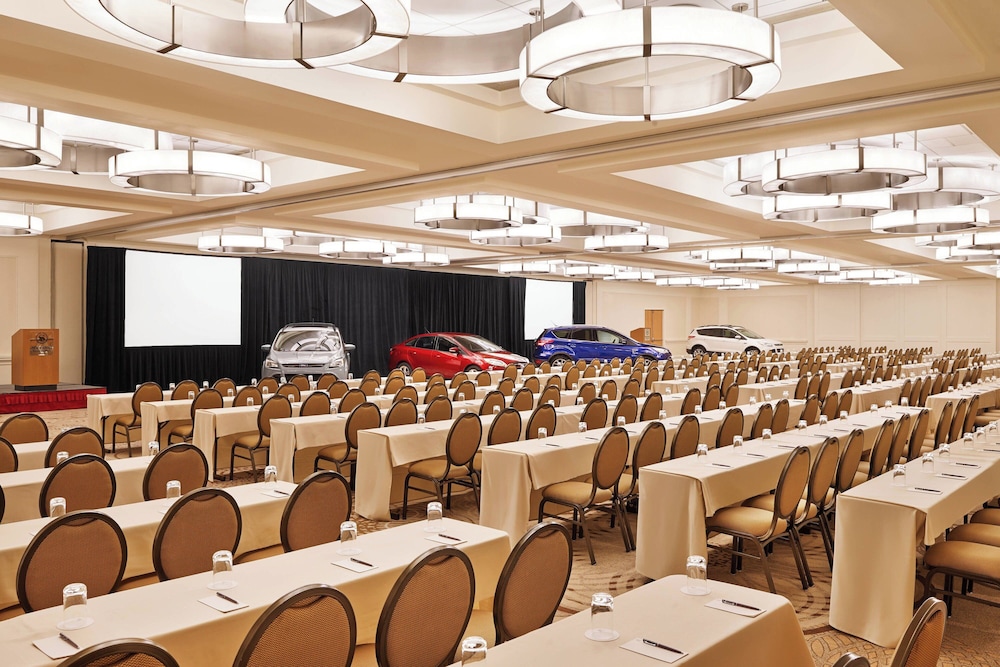 Sheraton Detroit Novi Hotel - photo 33