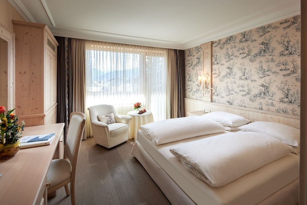Hotel Salzburgerhof — hotel in Zell Am See