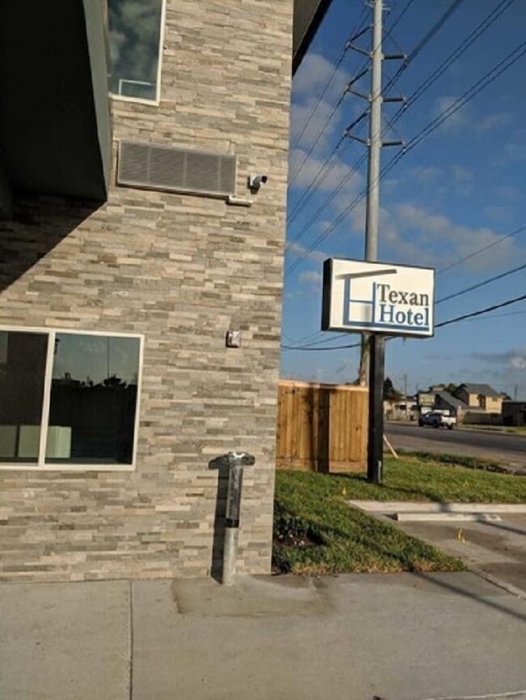 Texan Hotel - photo 26
