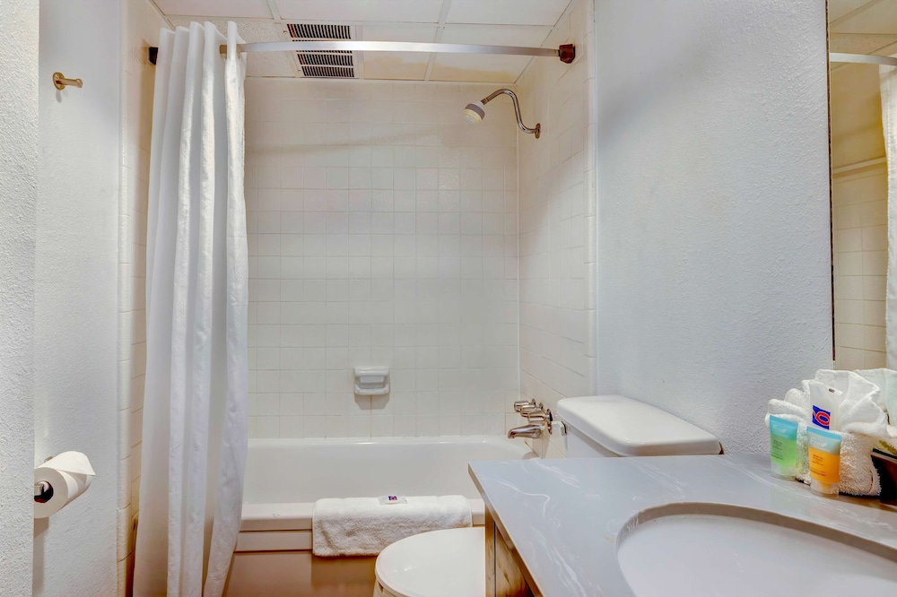 Motel 6 Arlington Tx Entertainment District - photo 18