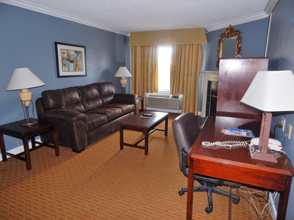 Richmond Suites Hotel - photo 25