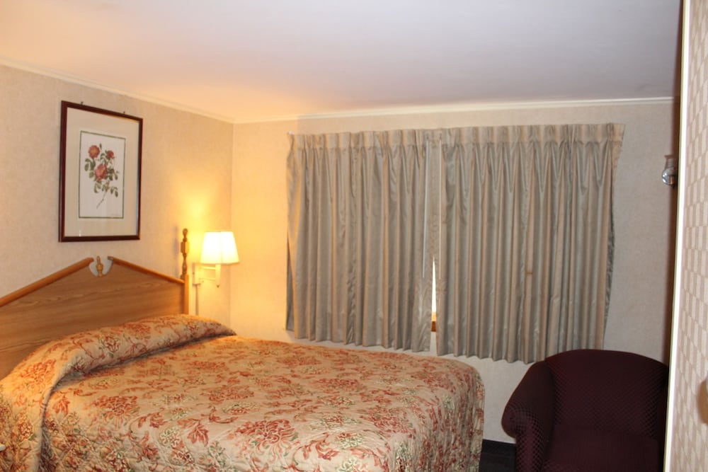 Elm Motel - photo 6