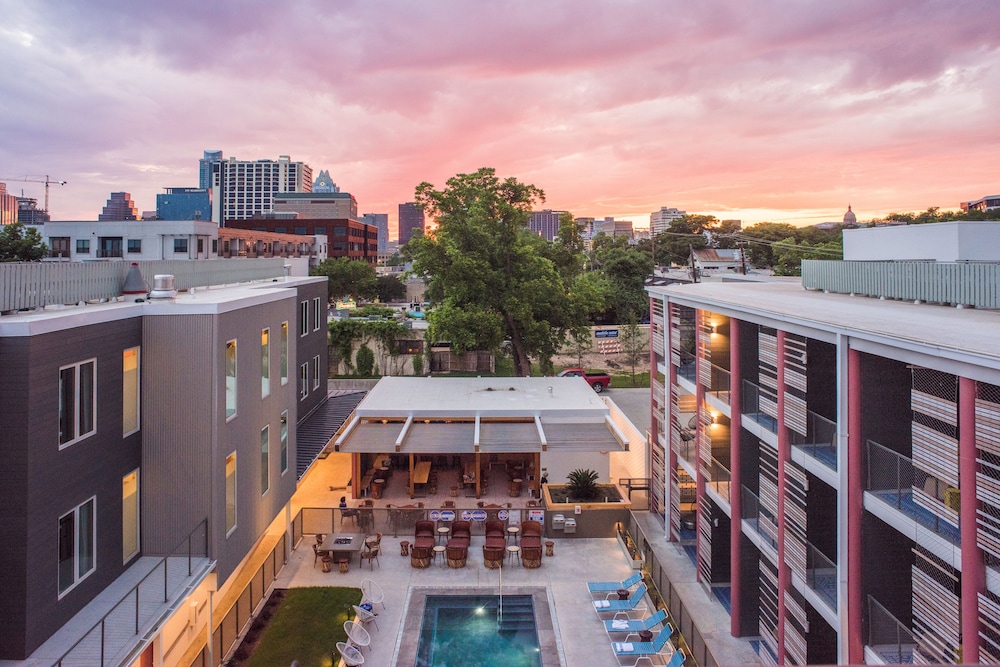 East Austin Hotel - photo 45