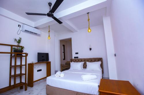 Sakura Surf Lanka Hotel & Restaurant in Weligama, Sri Lanka