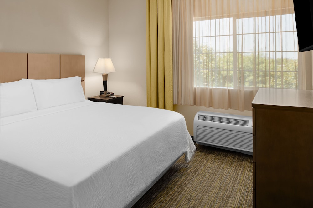 Candlewood Suites Turlock by IHG - photo 23