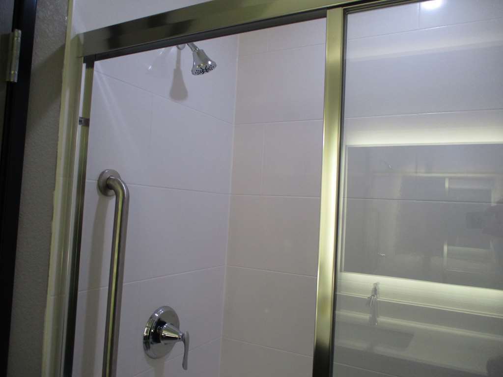 Best Western Plus McPherson - photo 23