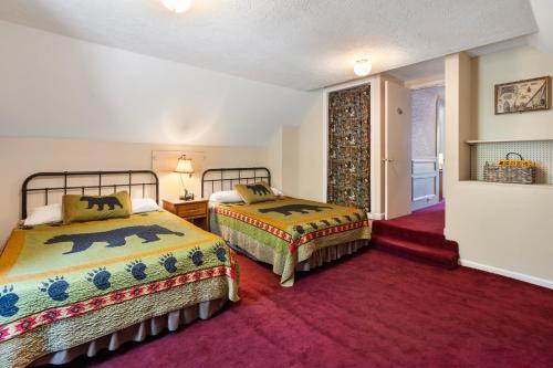 The Boulders Motel & Cottages - photo 20