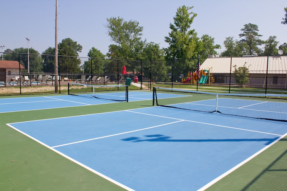 Chesapeake Bay RV Resort Thousand Trails Campground - photo 23