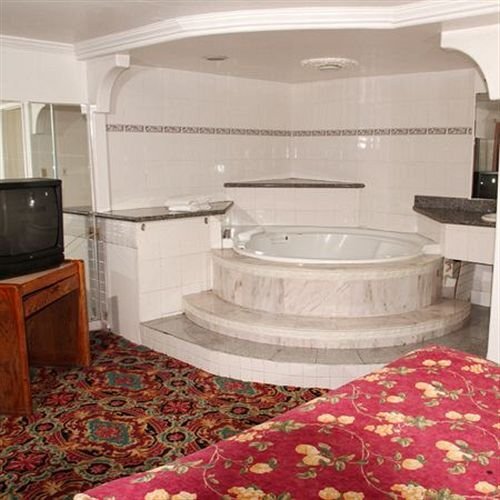 Gables Motel - featured photo