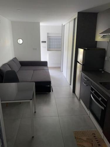 Studio Moderne Entierement Renove. - last minute hotel in Unknown City