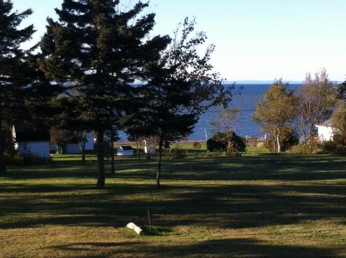 Rocky Shores and Seals Cottages - carbon neutral hotel in Middleton