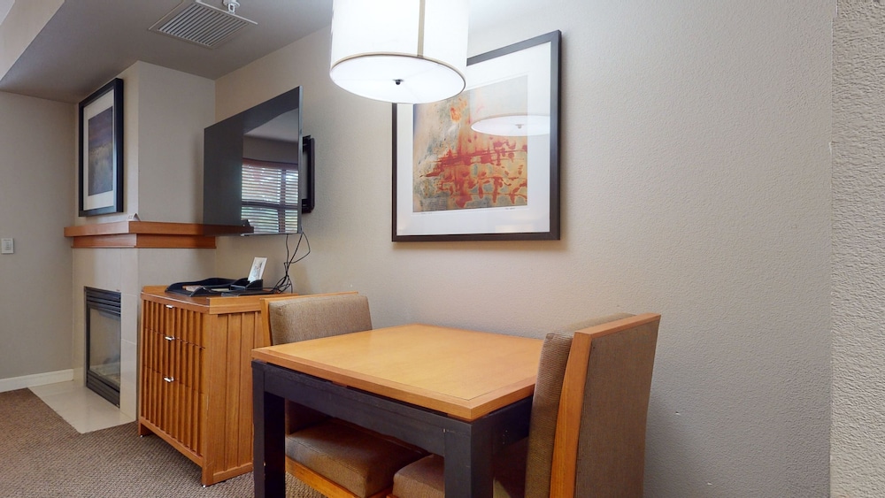The Village at Mammoth Lakes - photo 9