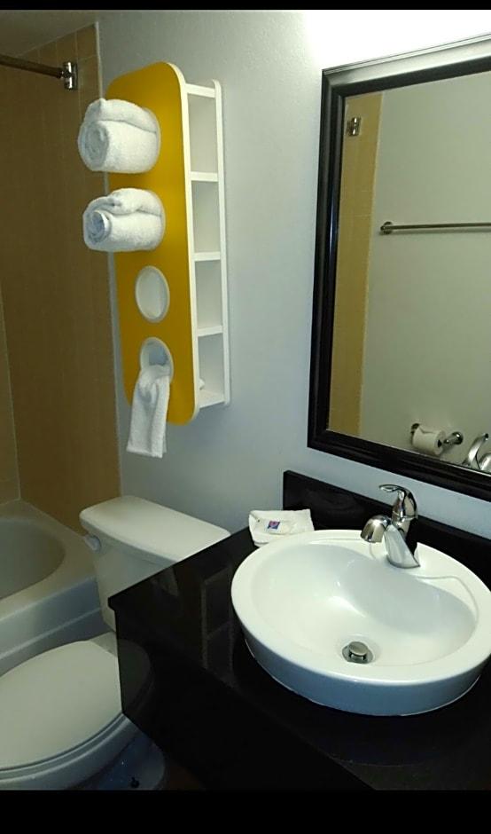 Motel 6 Tucson Airport - photo 25