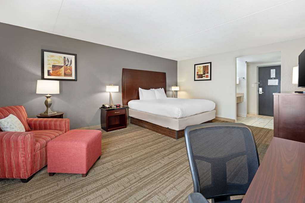 Best Western Ashbury Inn - photo 16