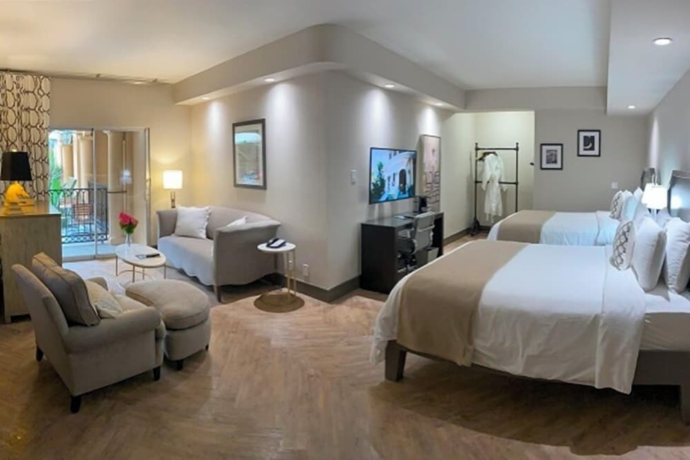 Hollywood Hotel - photo 7