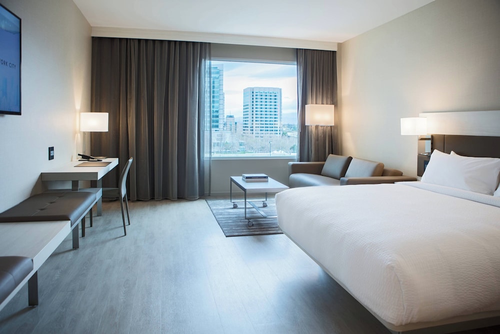 AC Hotel by Marriott San Jose Downtown in San Jose, United States