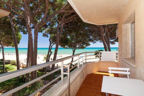 Tucan Planet Costa Dorada — 4-Star Luxury Hotel in Cambrils, Spain
