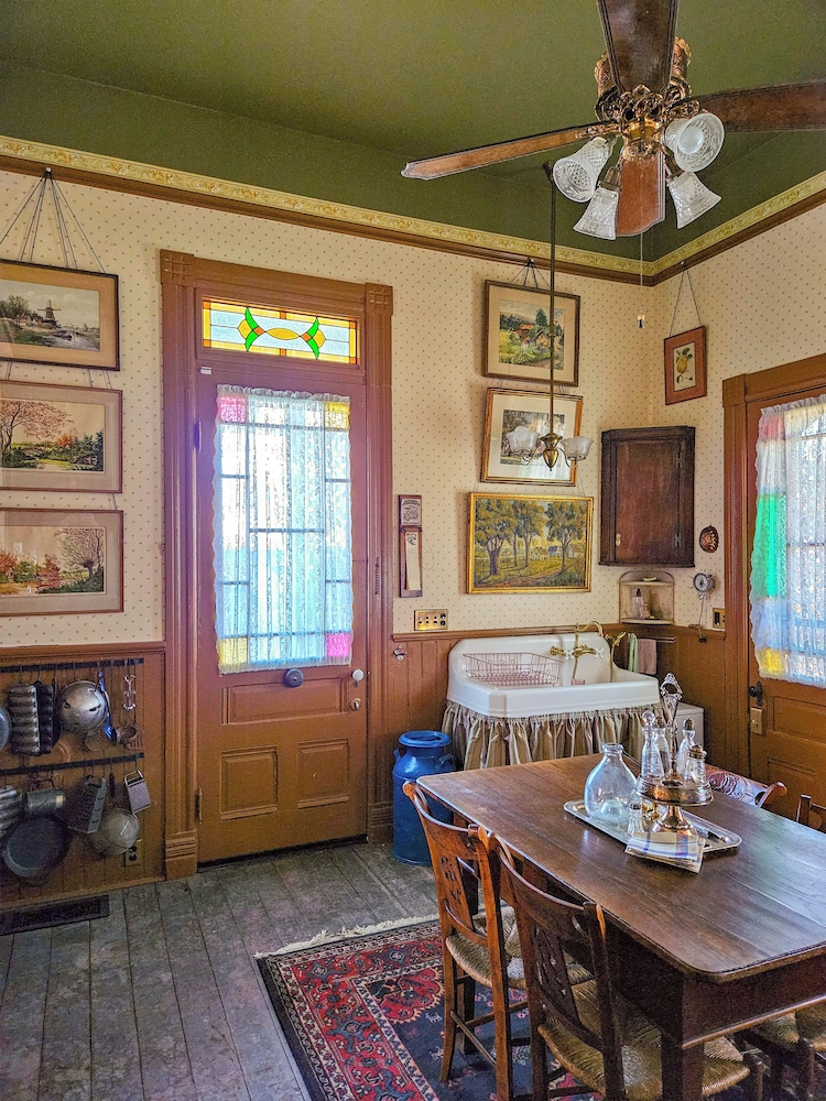 The JD Hyde Historic Inn - photo 68