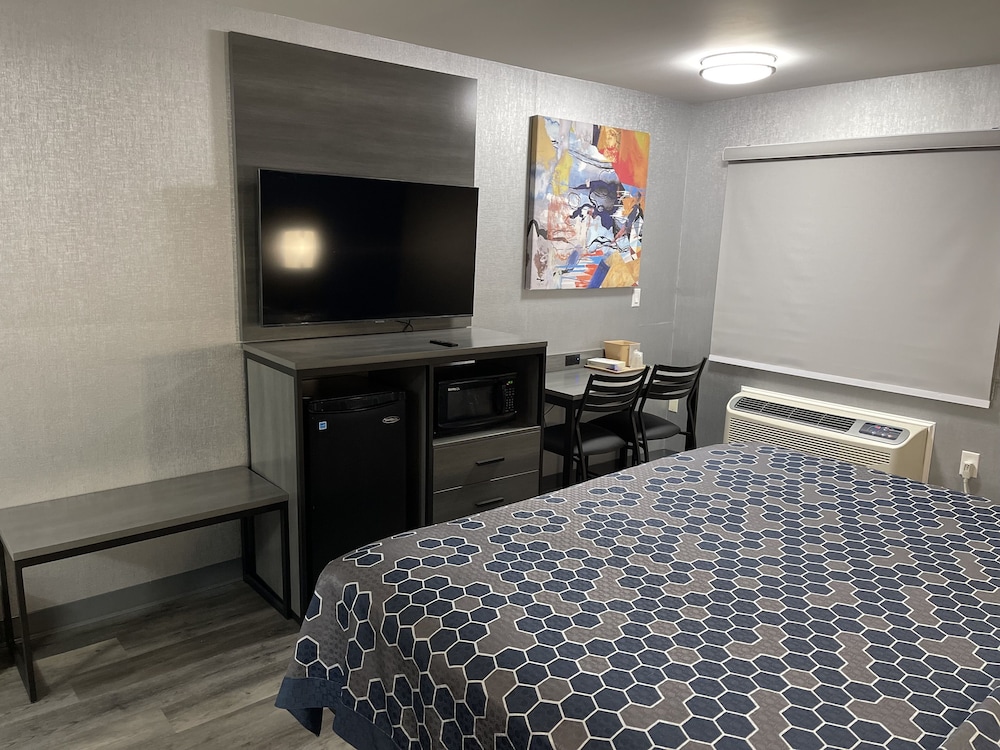 The Wayne Inn - photo 14