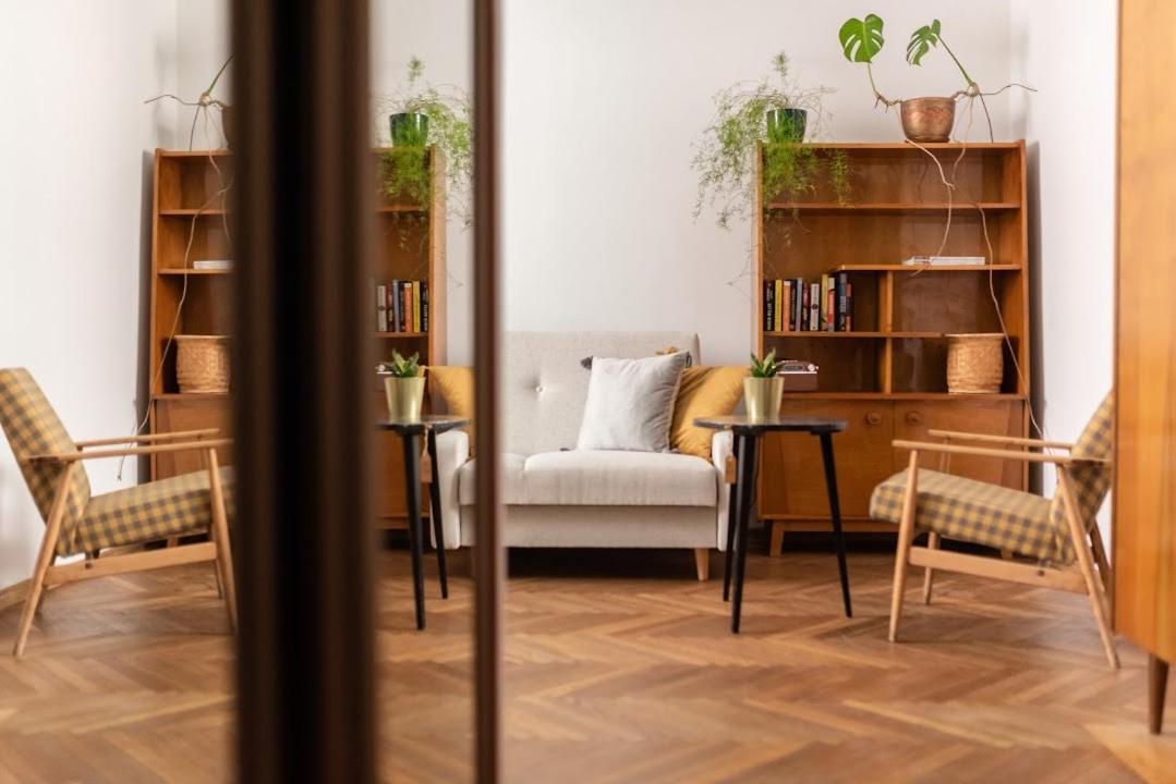 Apartament Vintage Parter — 4-Star Luxury Hotel in Plock, Poland