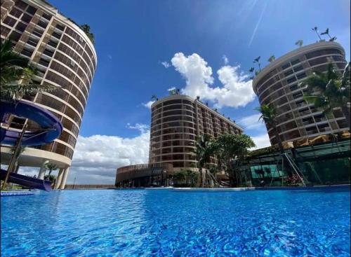 Ideal Budget and Cozy Private Studio with Amazing Pool by SYM C738 — 4-Star Luxury Hotel in Phnom Penh, Cambodia