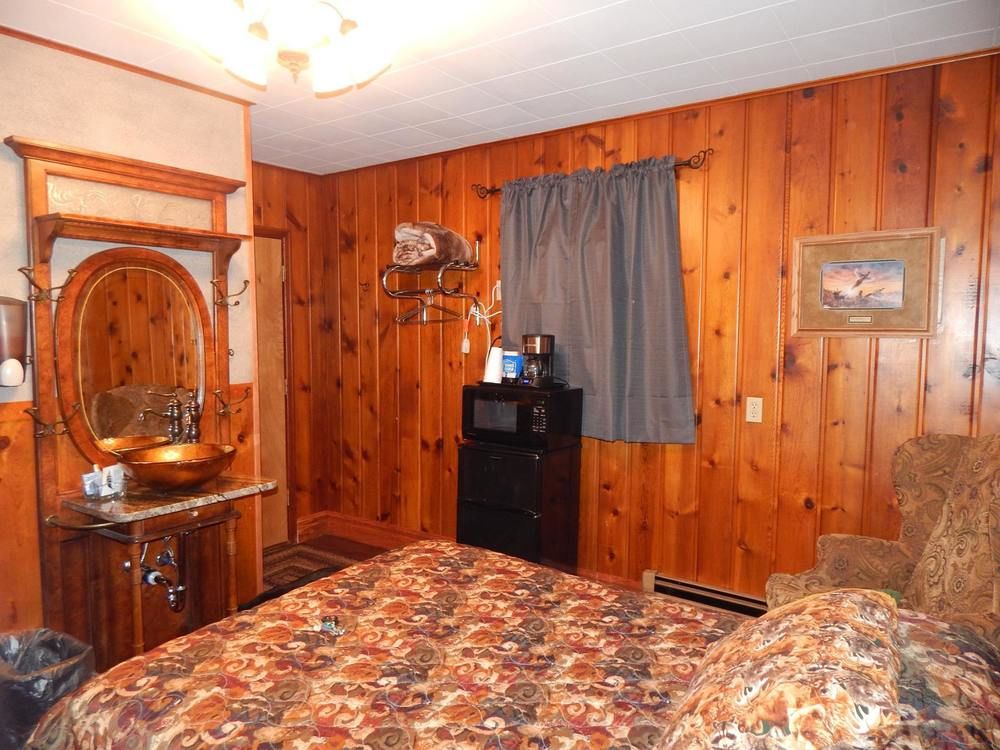 Brookside Motel - photo 11