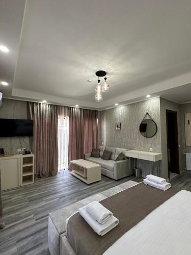 Luxmani Hotel & Spa