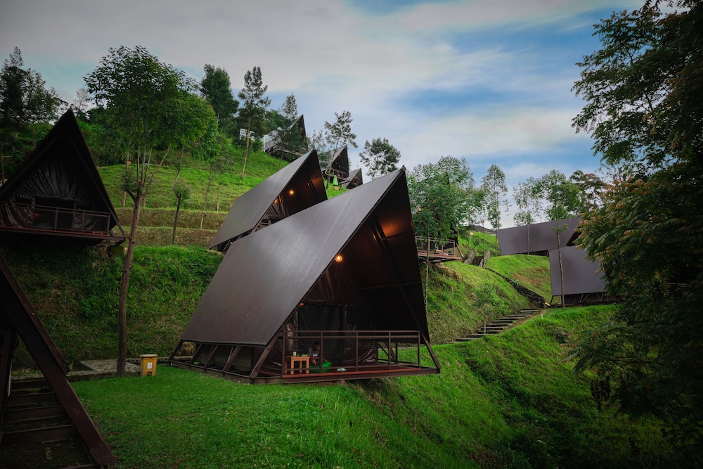 Kema Merbabu Powered By Cocotel — Boyolali