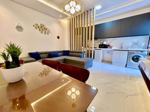 The Woody Loft 2BR Beach Walk — 4-Star Luxury Hotel in Tangier, Morocco