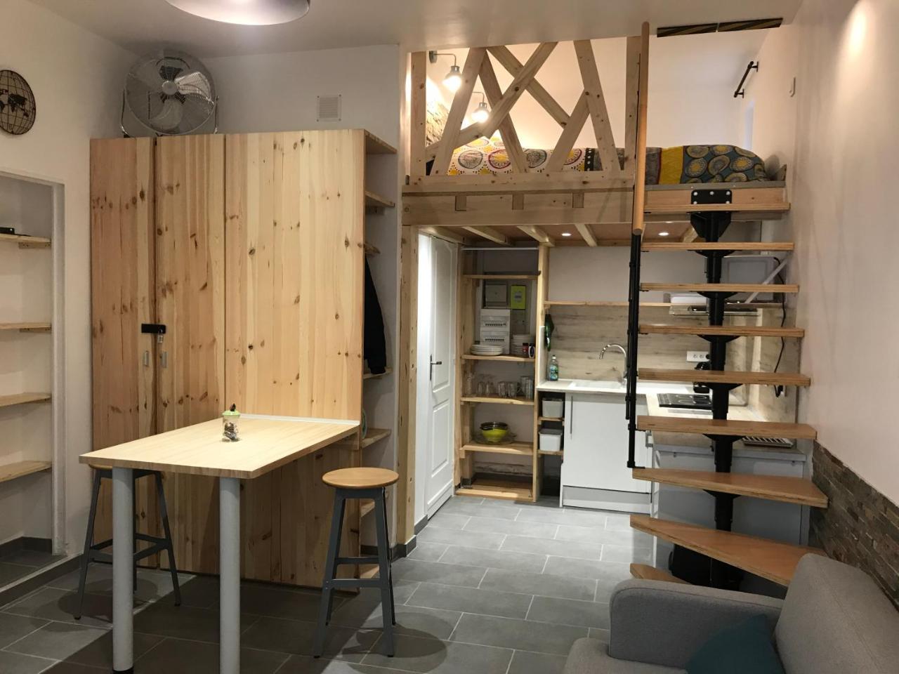 Alloappartmeuble_L'ecrin — hotel in Houilles