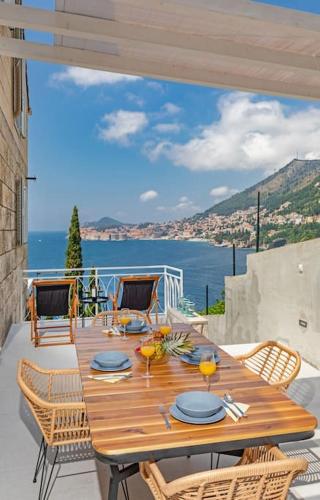 St Jakov Superior Beach Apartment with Free Parking
