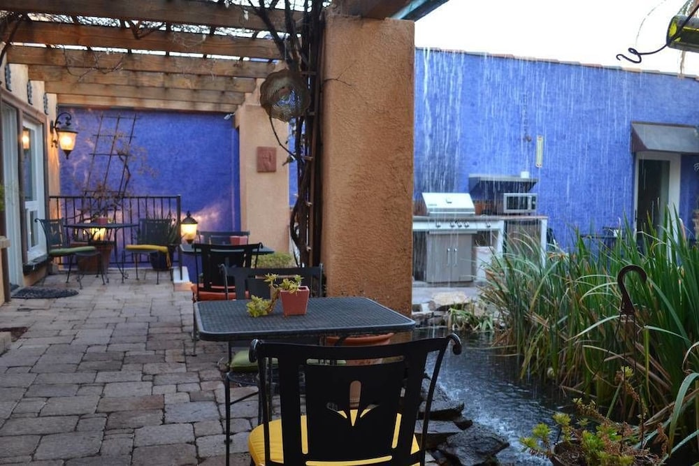 Milos Inn - photo 17