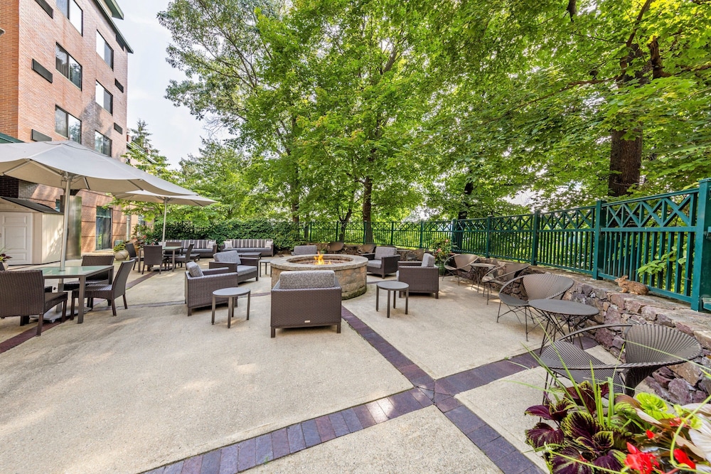 Courtyard by Marriott Boston Waltham - photo 40