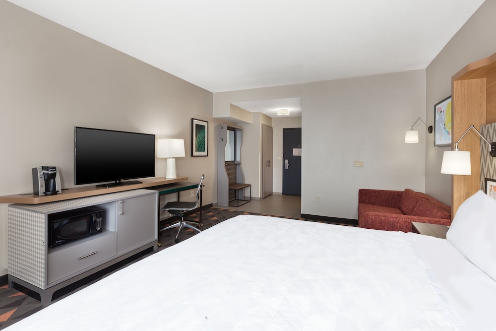 Holiday Inn Grand Rapids South by IHG - photo 11