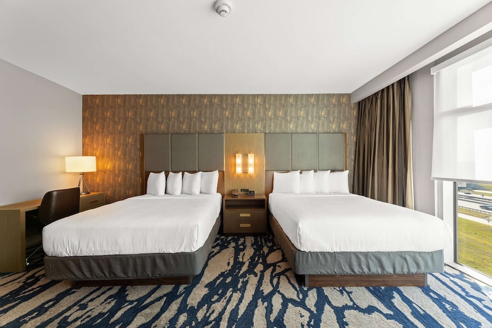 Embassy Suites by Hilton Irving Las Colinas - photo 15