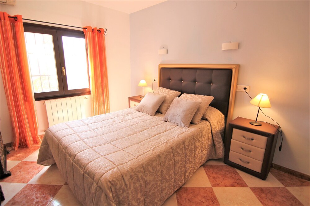 Maravylla 231 — Calp — photo 4