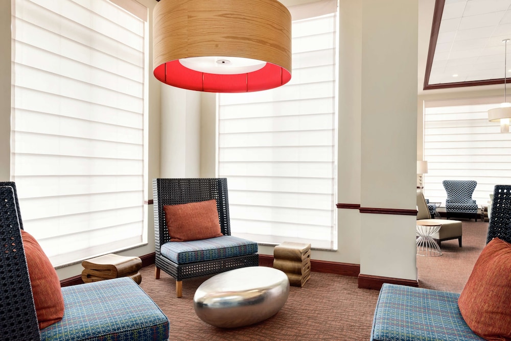 Hilton Garden Inn Dubuque Downtown - photo 3