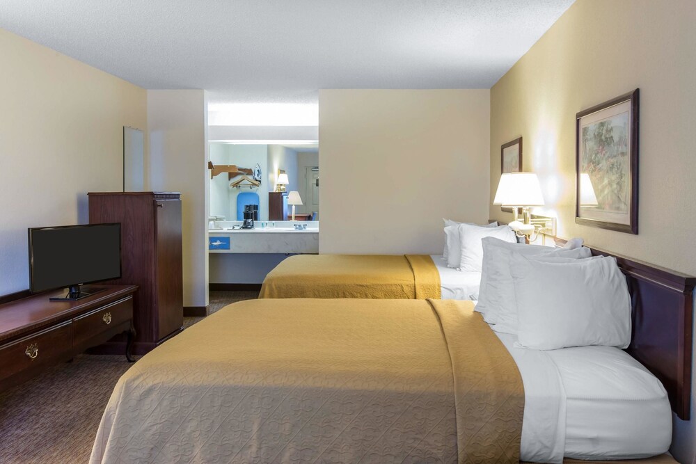 Quality Inn Cordele - photo 16