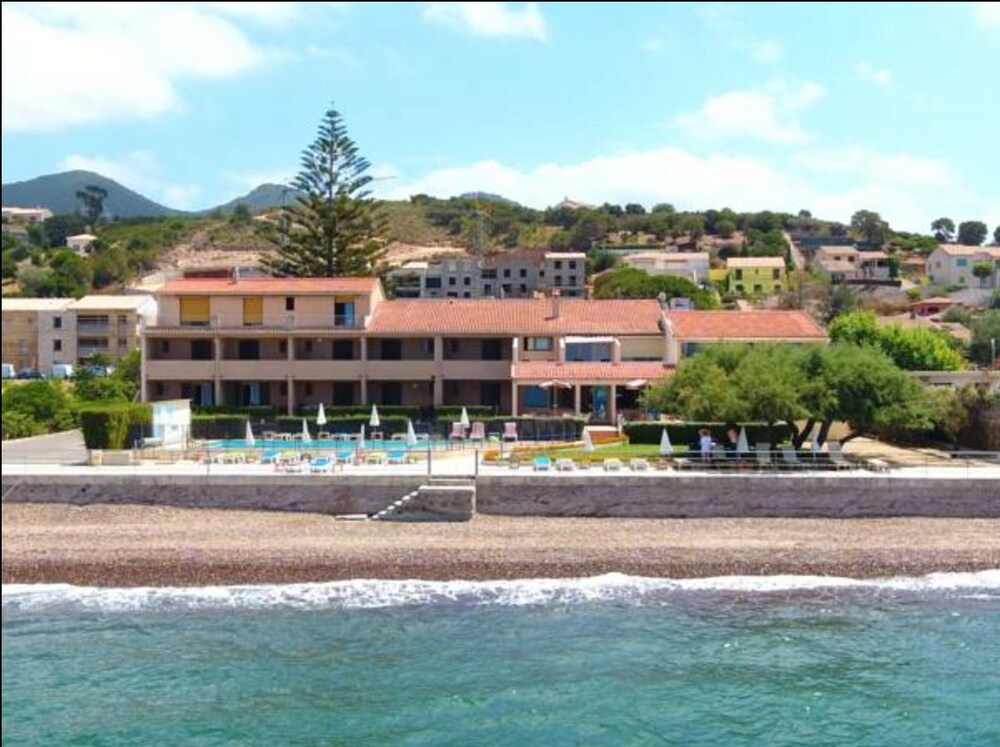Hotel Tettola — Saint Florent Sur Cher