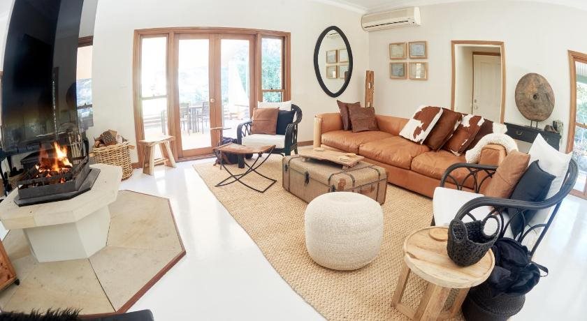 Arcadian Retreat in Unknown City, Australia